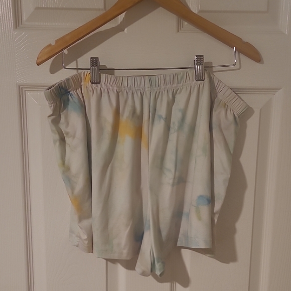 Pajama Set - Picture 2 of 2